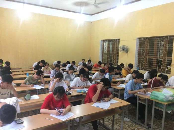 Luyện thi Toán cùng Thầy Nguyễn Duy Anh Minh – ảnh 2