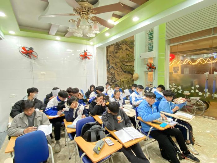 Hình ảnh Thầy Hà Vật Lý 1