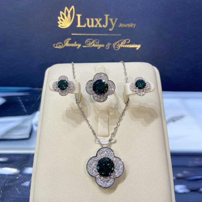 LuxJy Jewelry - Hình 1