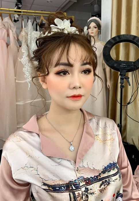 Hình ảnh Jolie Make up & Bridal 1
