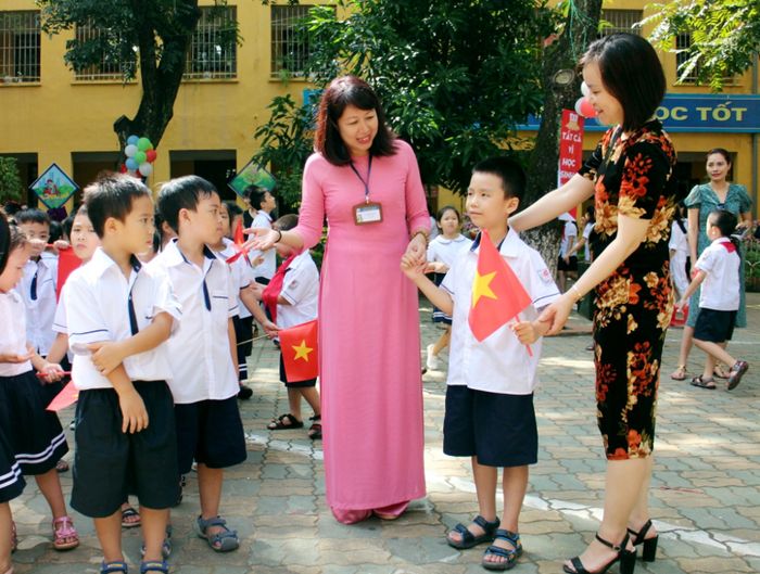 Bài hát: Ngày đầu tiên đến trường ảnh 1