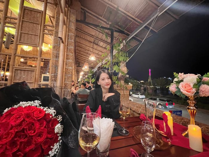 Nhà Hàng Buffet Sen Á Đông hình ảnh 3