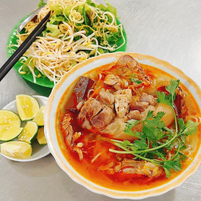 Bún Vân - Bún bò Huế hình 2