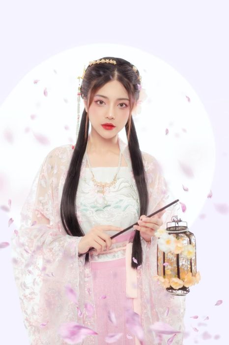 HalaNhii Makeup Store - Hình ảnh 2