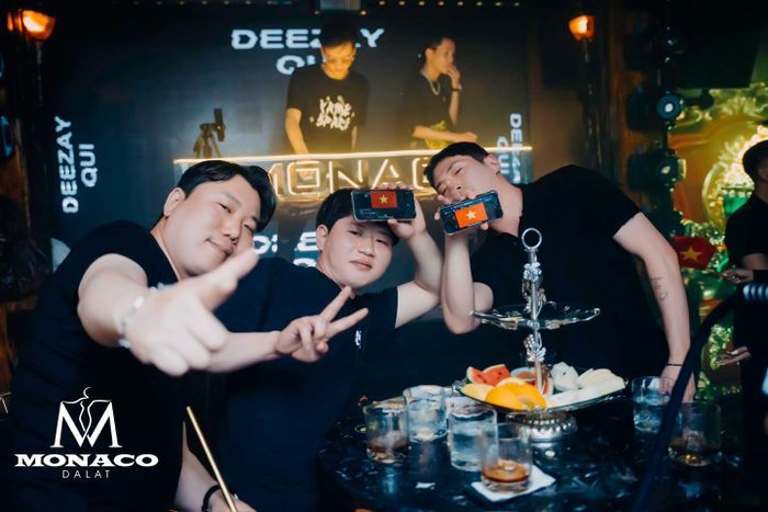 Ảnh 1 của Monaco - Bar & Restaurant