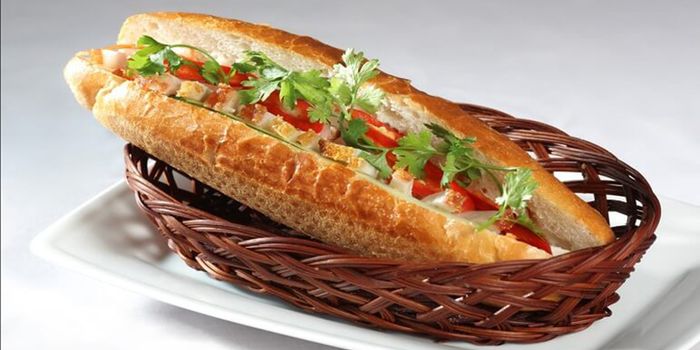 Ảnh của Bánh Mì Heo Quay Xá Xíu 2