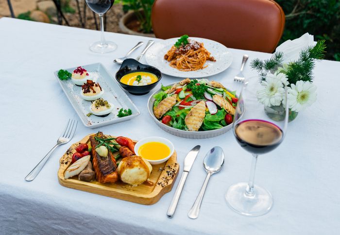 Hình ảnh Hilly Garden Restaurant 3