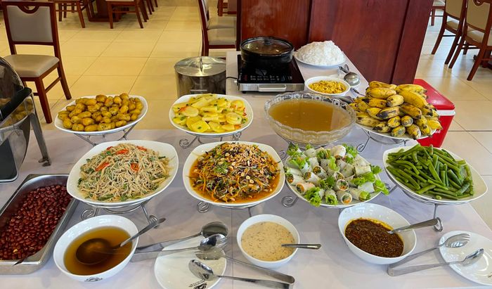 Hình ảnh Nhà Hàng Chay Phù Đổng 1