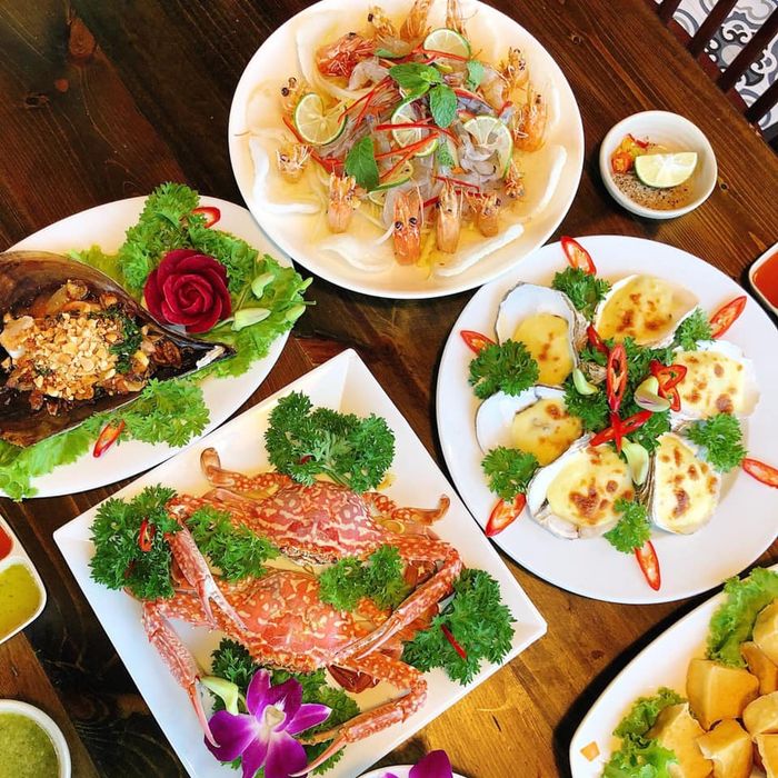Ảnh 1 của Nhà hàng Dân Chủ