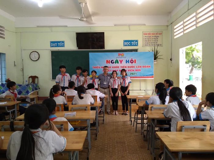 Trường THCS Nguyễn Thái Bình hình ảnh 2