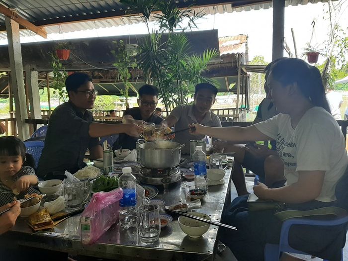 Ảnh Quán Sáu Lợi 3