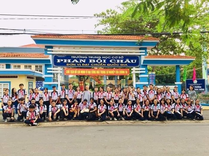 Trường THCS Phan Bội Châu hình ảnh 1