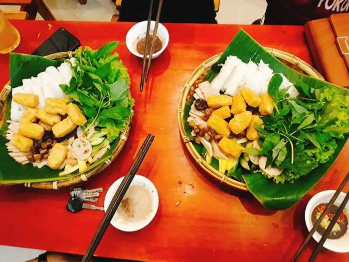 Bún Đậu Mắm Tôm Cô Ba hình 1