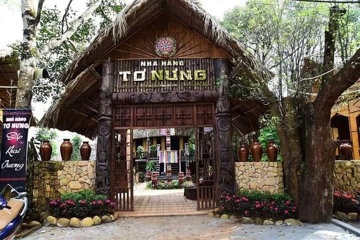 Ảnh 1 của Nhà Hàng Tơ Nưng Biển Hồ