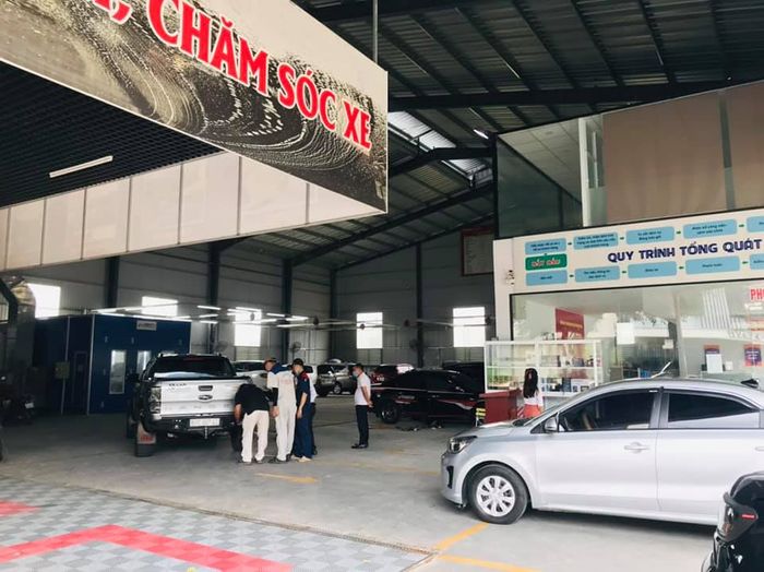 Hình ảnh Nhân Văn Auto 1