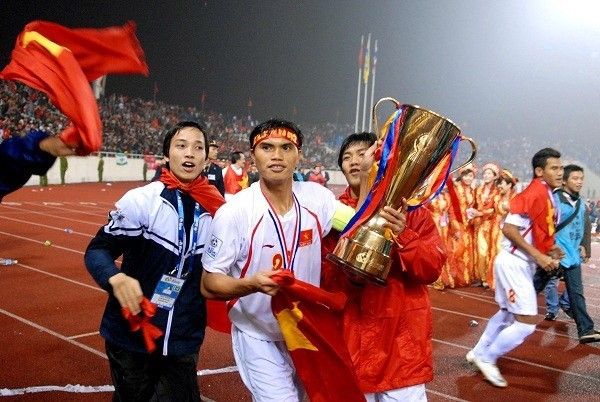 Phan Văn Tài Em: Tấm gương về tài năng và đạo đức trong bóng đá