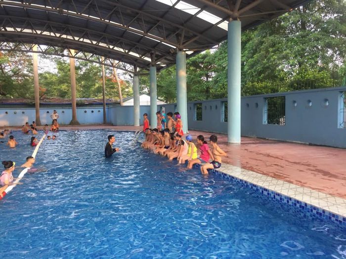 Ảnh 2 của Bể Bơi Nhà Thiếu Nhi Thái Nguyên