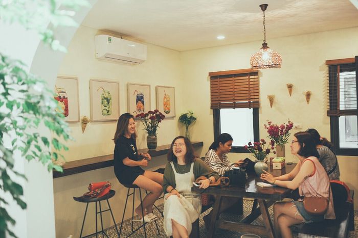 Deja Vu House Hạ Long - Ảnh 2
