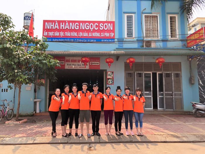 Nhà Hàng Ngọc Sơn - Hình ảnh 1