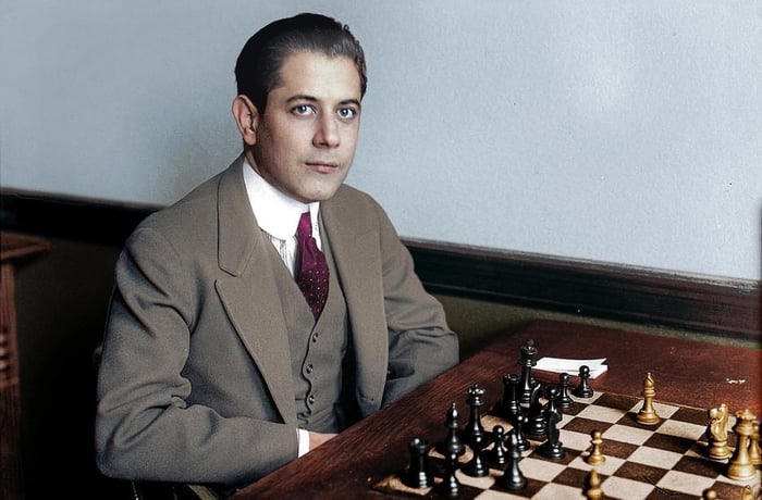 Capablanca giữ chức vô địch cờ vua thế giới từ năm 1921 đến 1927