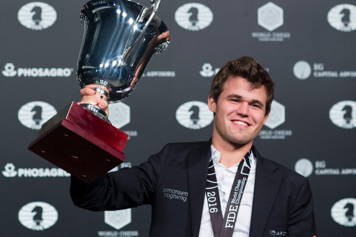 Carlsen được mệnh danh là “thiên tài kiêu ngạo”