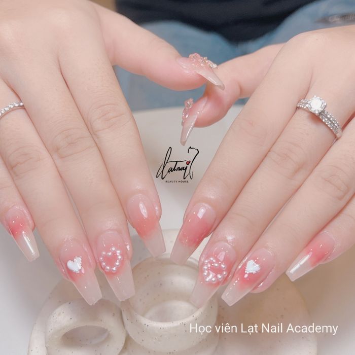 Ảnh 1 của Lạt Nail Beauty House