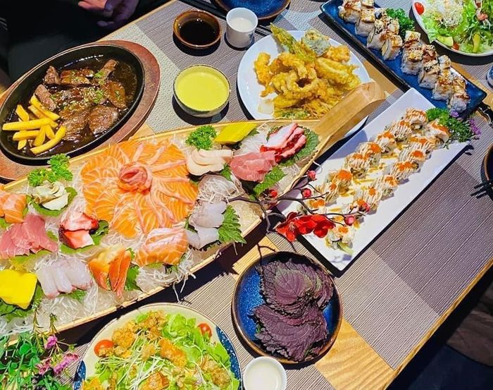 Hình ảnh Nhà hàng Sushi Nhật Bản Tokyo Thái Bình 2