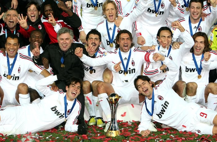 AC Milan lên ngôi tại giải đấu năm 2007