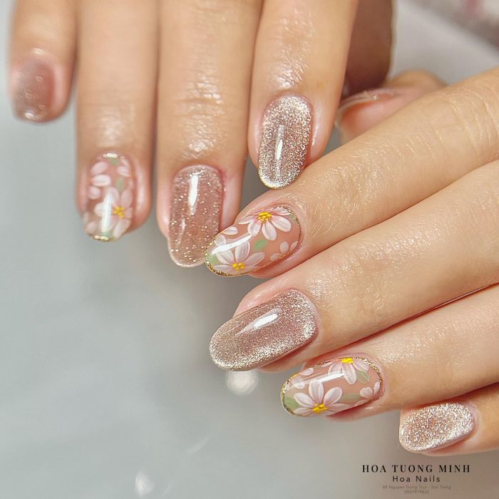 Hình ảnh Hoa Nails 1