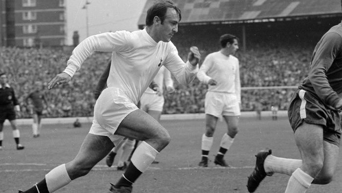 Jimmy Greaves đã ghi 44 bàn thắng sau 57 trận đấu