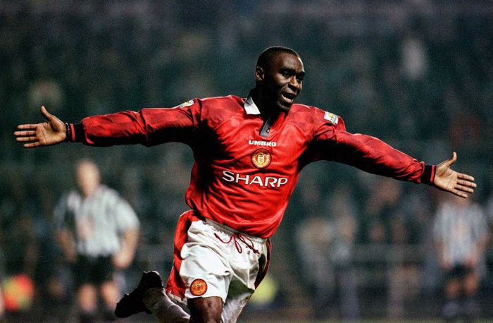 Andy Cole là một chân sút vĩ đại trong màu áo Quỷ đỏ. Xem ảnh 1