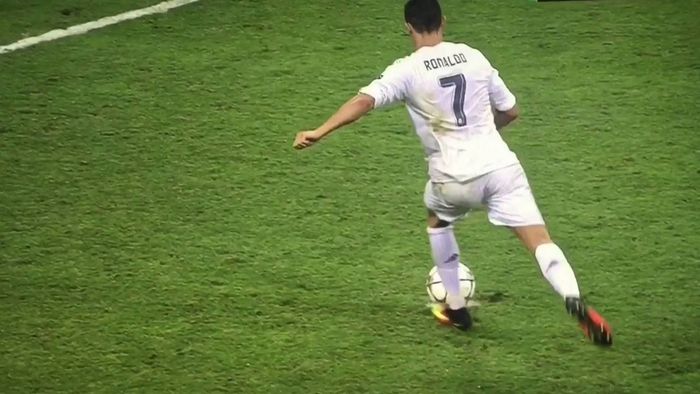 Ronaldo thực hiện những cú đá penalty không thể cản phá ảnh 1