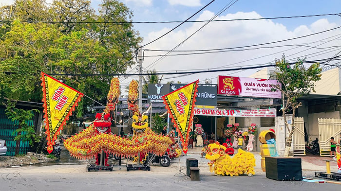 Hình ảnh Lân Sư Rồng Hoàn Thiện 1