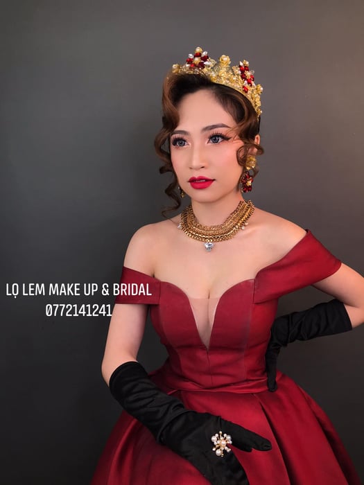 Hình ảnh Lọ Lem Bridal & Make Up 1