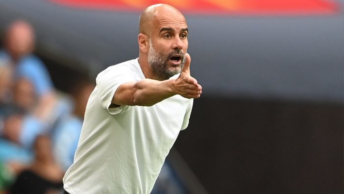 Pep Guardiola, một trong những nhà cầm quân vĩ đại nhất mọi thời đại