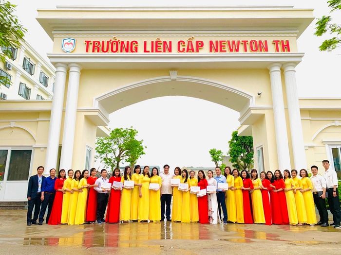 Hình ảnh trường Newton TH 1