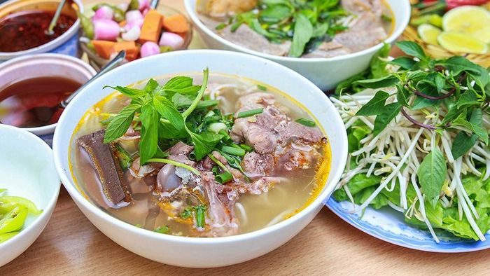 Bún Bò Mệ Mui - Ảnh 1