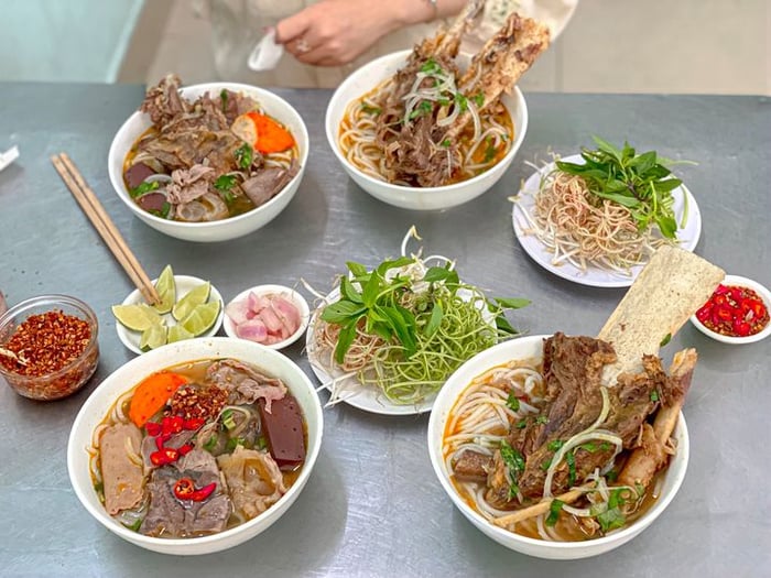 Bún Bò Huế - Lê Gia - Ảnh 1