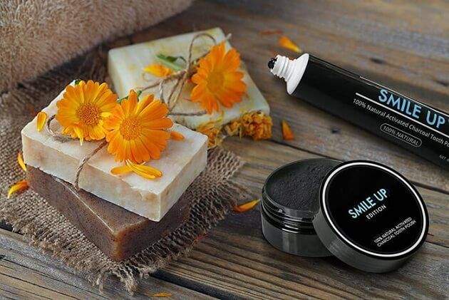 Hình ảnh Bột Tẩy Trắng Răng Smile Up - 1