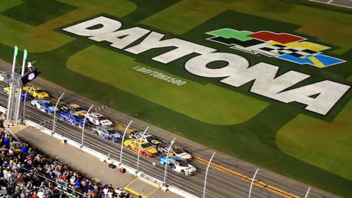 Daytona 500 – Giải đua hấp dẫn nhất tại Mỹ với tổng quãng đường 500 dặm - Hình ảnh 1