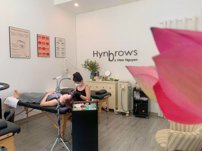 Ảnh 1 của Hyn Beauty Academy