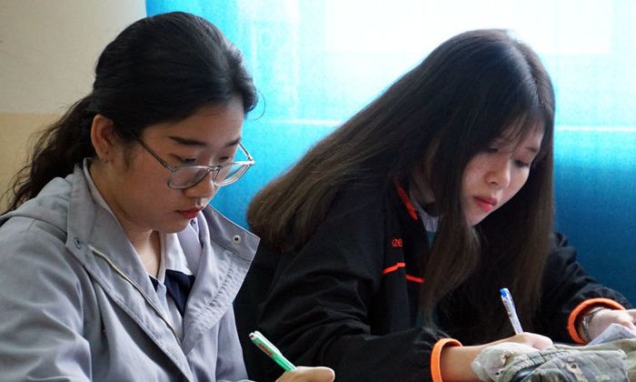 Ghi chép lại bài học và kiểm tra lại ảnh 1