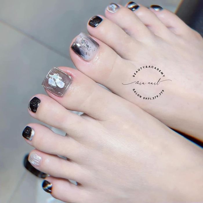 Ảnh 2 tại Lâm Bảo Trâm Nails & Make Up Academy