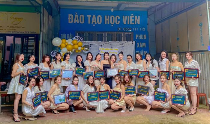 Ảnh 1 của Học viện Viky Trang