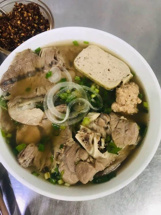 Hình ảnh bún bò Huế Hương Giang 3