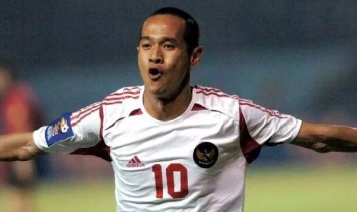 Kurniawan Dwi Yulianto là tiền đạo xuất sắc nhất trong lịch sử bóng đá Indonesia