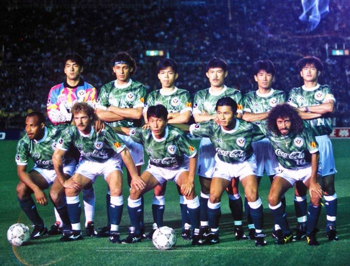 Tokyo Verdy đã đăng quang ngay trong mùa giải đầu tiên tổ chức ảnh 1