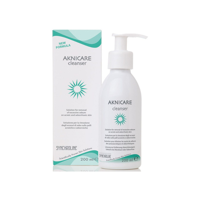 Sữa rửa mặt trị mụn Aknicare Cleanser hình ảnh 2