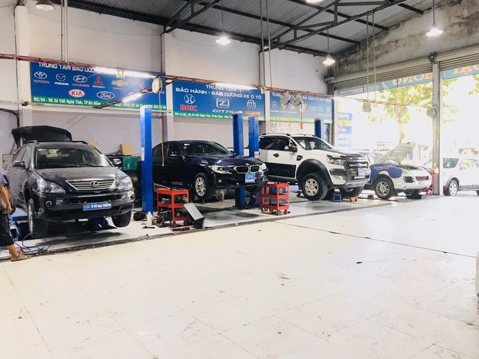 Garage Ô Tô Đại Thống hình 2