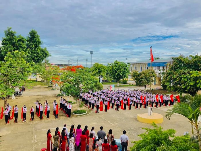 Hình ảnh Trường Trung học cơ sở Nguyễn Huệ 2